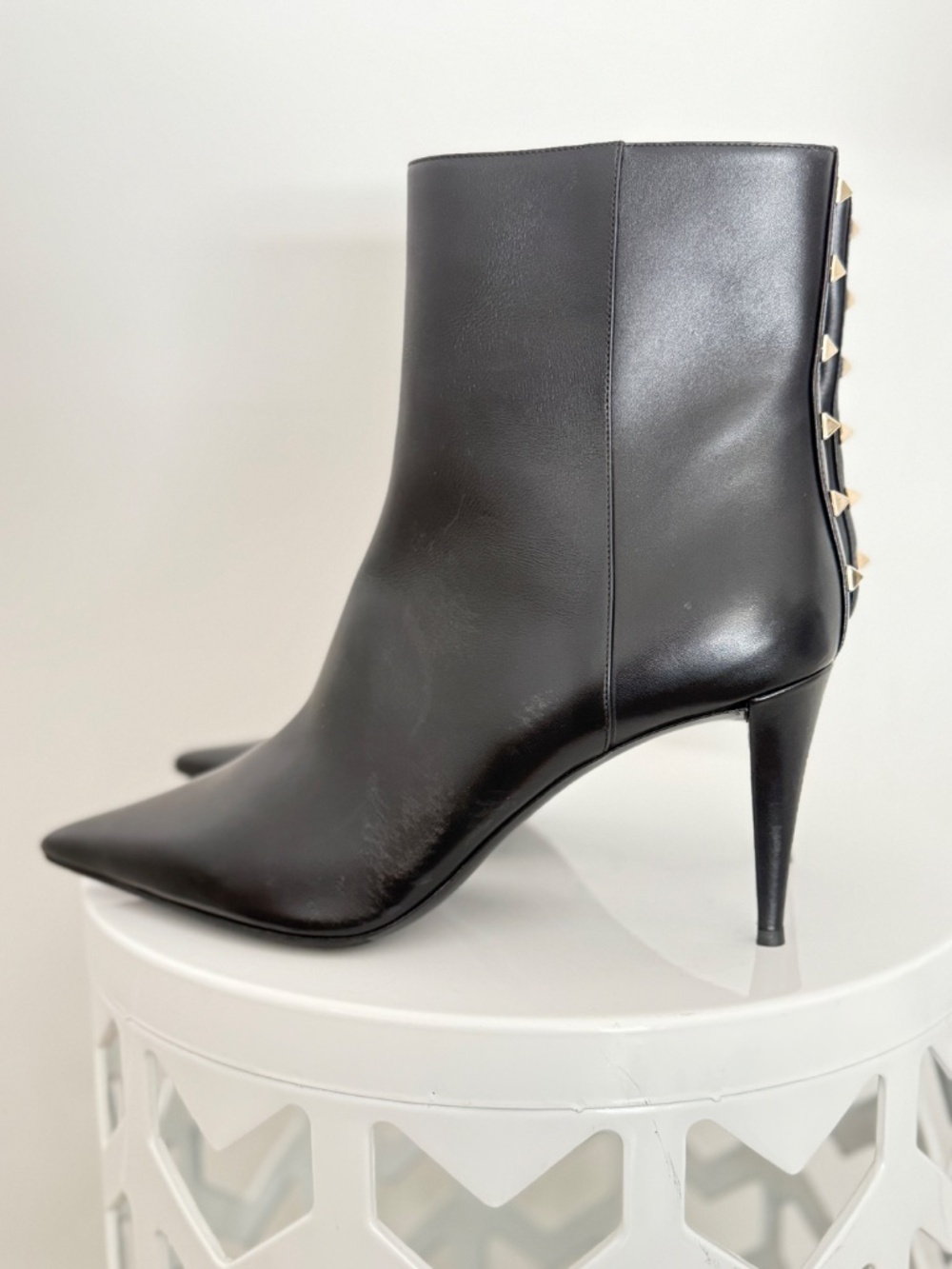 Valentino Garavani Rockstud Black Calfskin Leather Ankle Boot - Picture 3 of 9